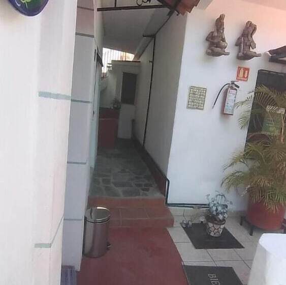 ホテル Las Palomas