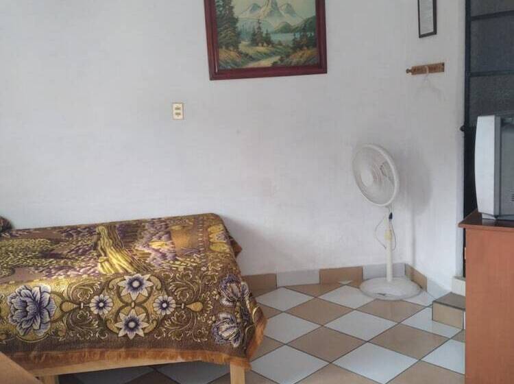 ホテル Las Palomas