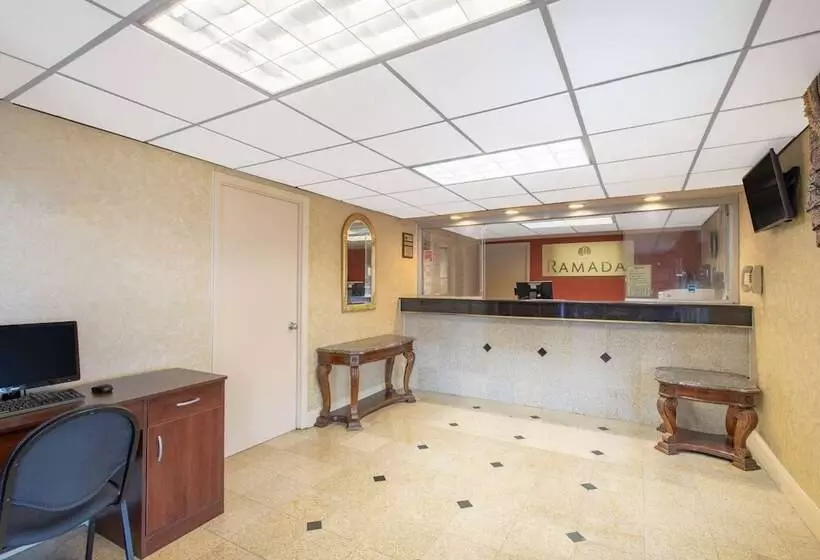 בית מלון כפרי Ramada Limited Cockeysville