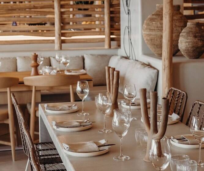 فندق Ramada Resort By Wyndham Shoal Bay