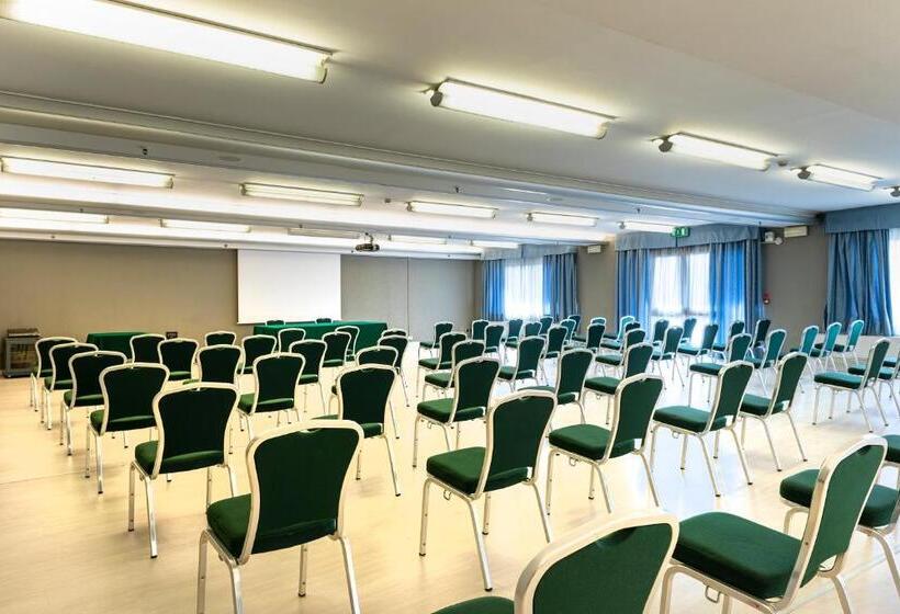 فندق Ripamonti Residence &