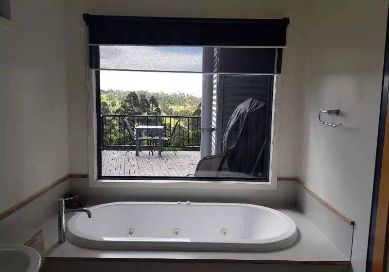 Отель Rosevears Vinyard