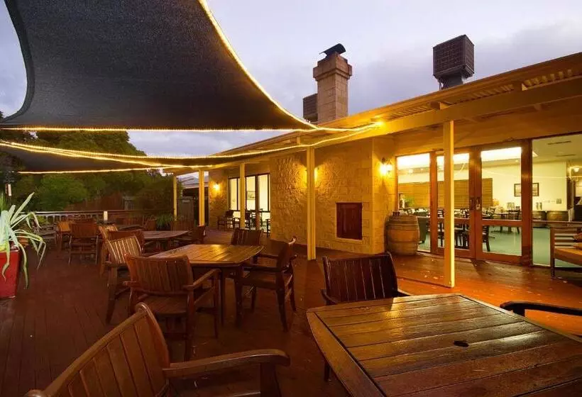 Отель Stay Margaret River