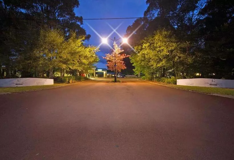 Отель Stay Margaret River