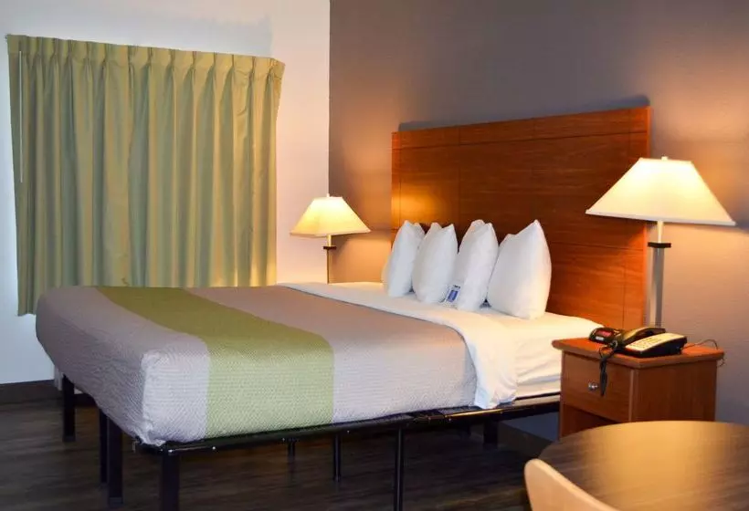 Отель Studio Suites Extended Stay Chattanooga Tn