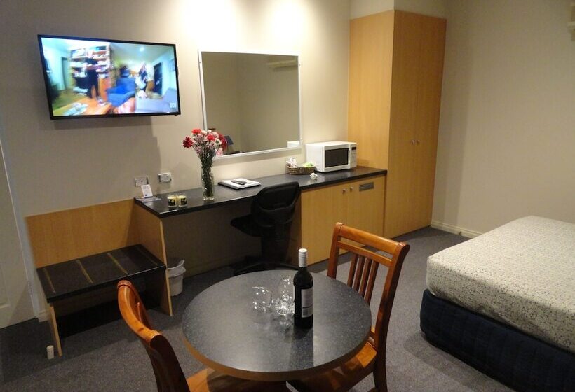 ホテル Victoria Lodge Motor Inn & Apartments