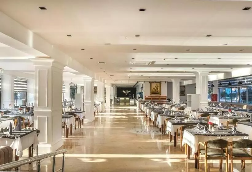 Kirbiyik Resort Hotel   All Inclusive