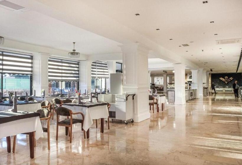 Kirbiyik Resort Hotel   All Inclusive