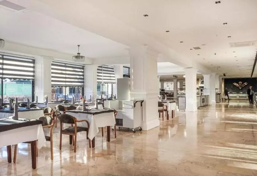 Kirbiyik Resort Hotel   All Inclusive