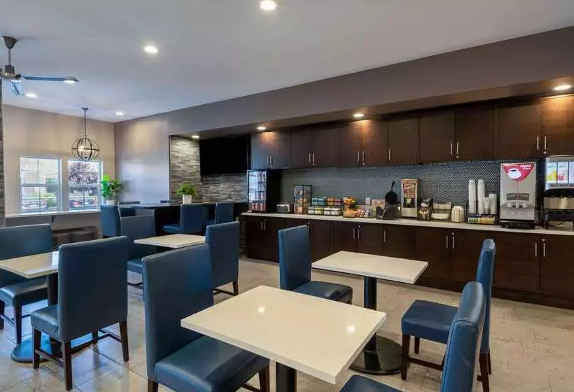 Microtel Inn & Suites By Wyndham Tracy