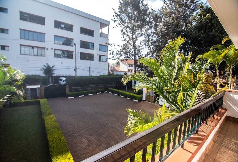 هتل Village Villa