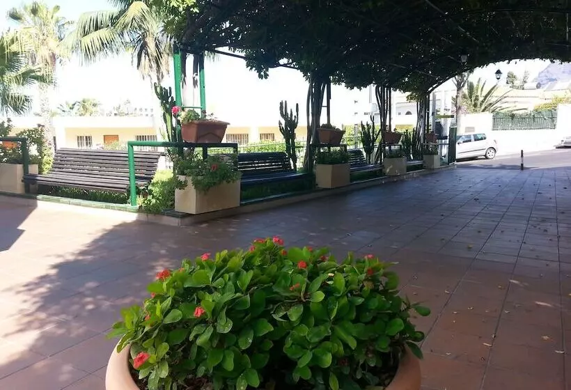 El Sombrero Apartments Los Gigantes