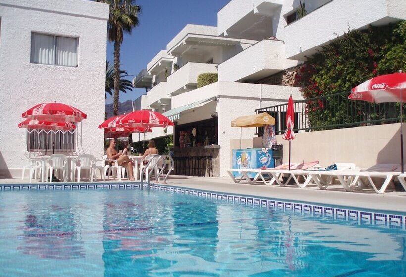 El Sombrero Apartments Los Gigantes