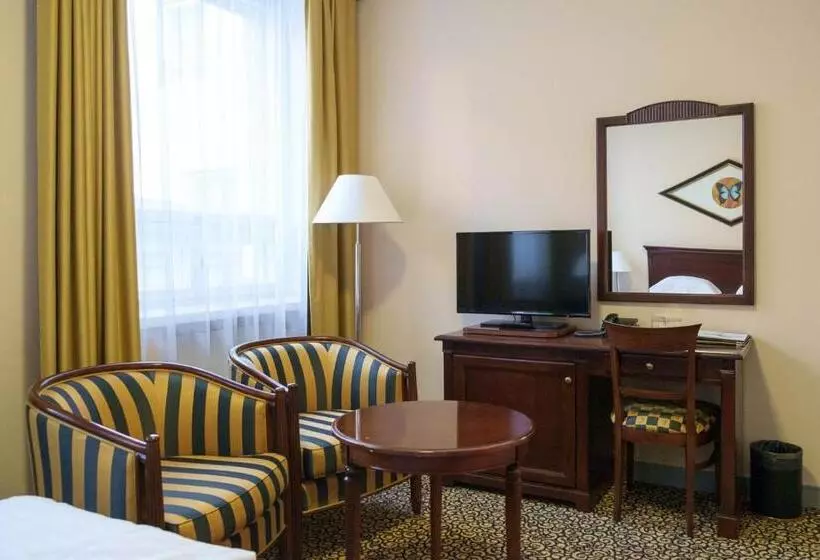 Grand Hotel Viljandi