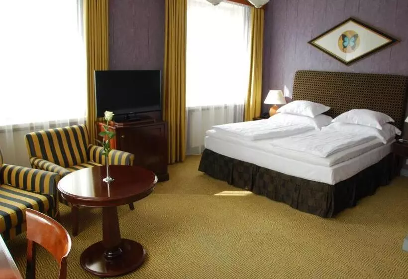 Grand Hotel Viljandi