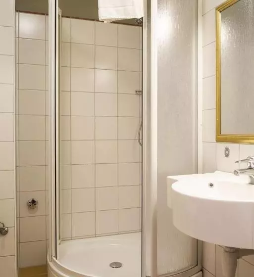 Grand Hotel Viljandi