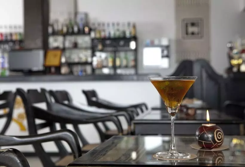 Отель Amaya Hills Kandy