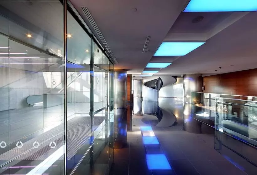 هتل Eurostars Madrid Tower