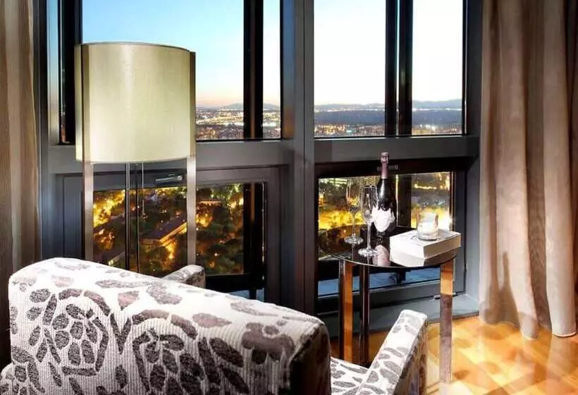 هتل Eurostars Madrid Tower