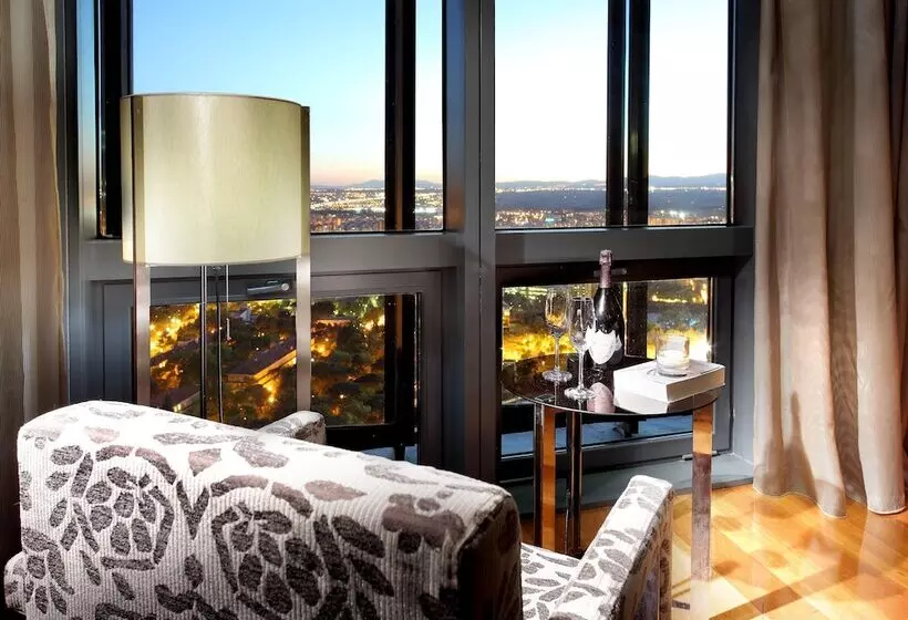 هتل Eurostars Madrid Tower