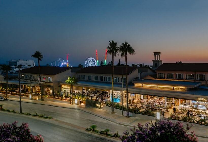 בית מלון כפרי Napa Plaza