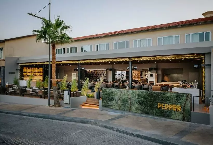 בית מלון כפרי Napa Plaza