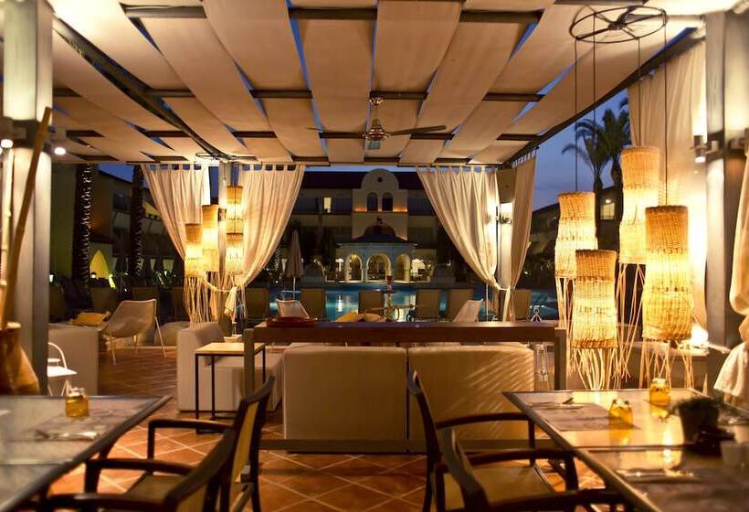 בית מלון כפרי Napa Plaza