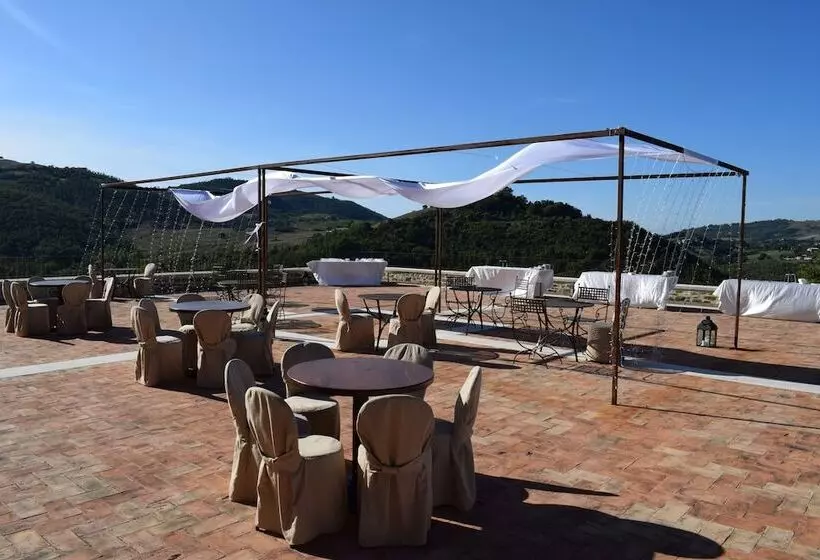 Отель Agriturismo Monastero Di San Biagio