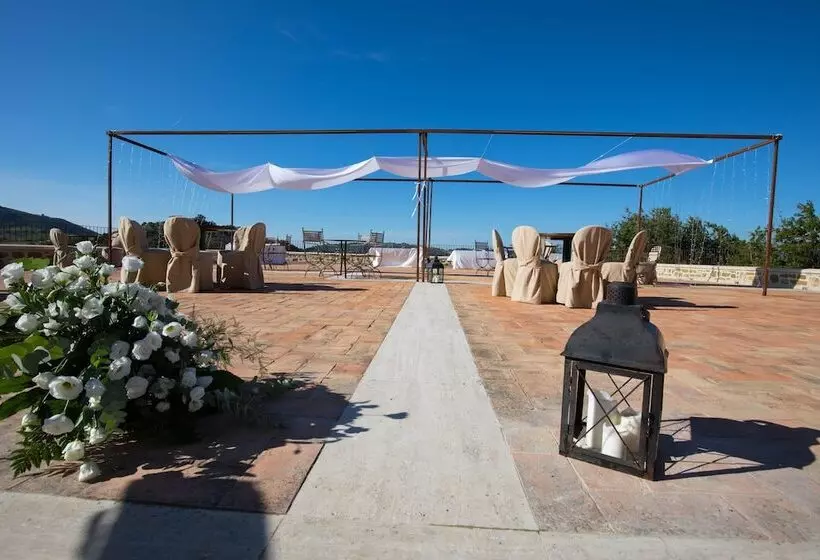 Отель Agriturismo Monastero Di San Biagio