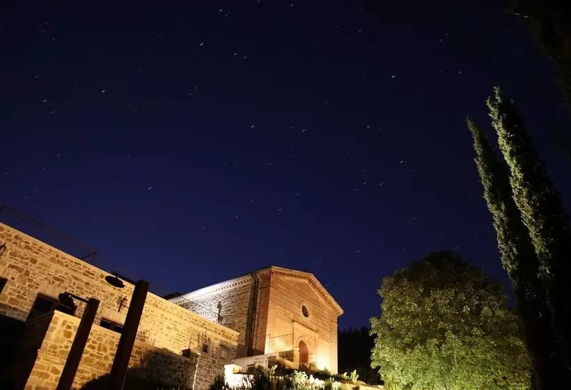 Отель Agriturismo Monastero Di San Biagio