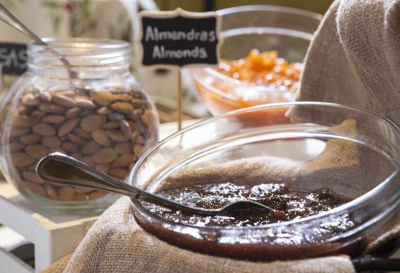 ホテル Santa Cruz Plaza