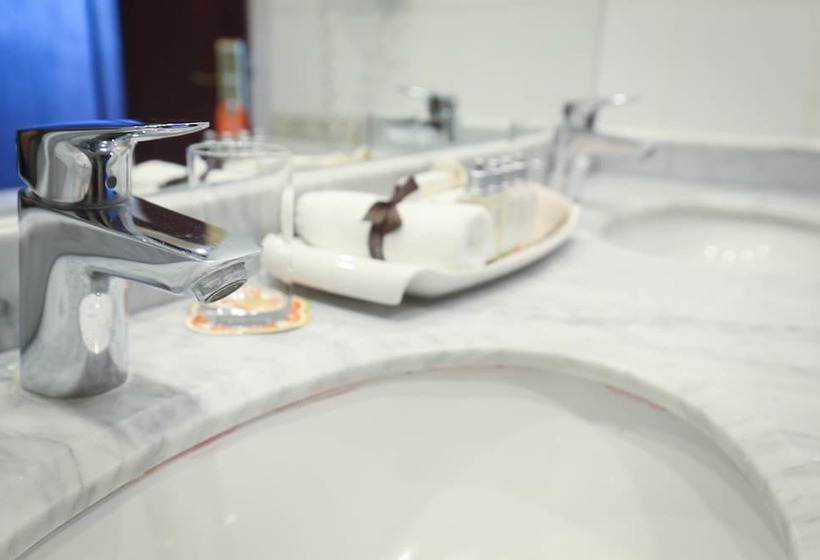 ホテル Santa Cruz Plaza