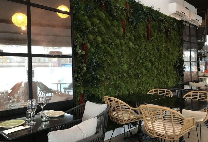 هتل Suites Feria De Madrid