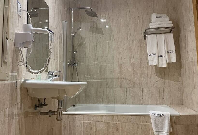 هتل Suites Feria De Madrid