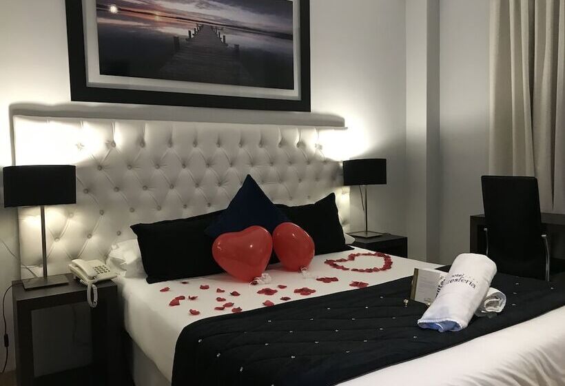 هتل Suites Feria De Madrid