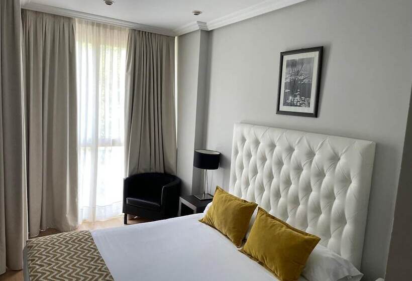 هتل Suites Feria De Madrid