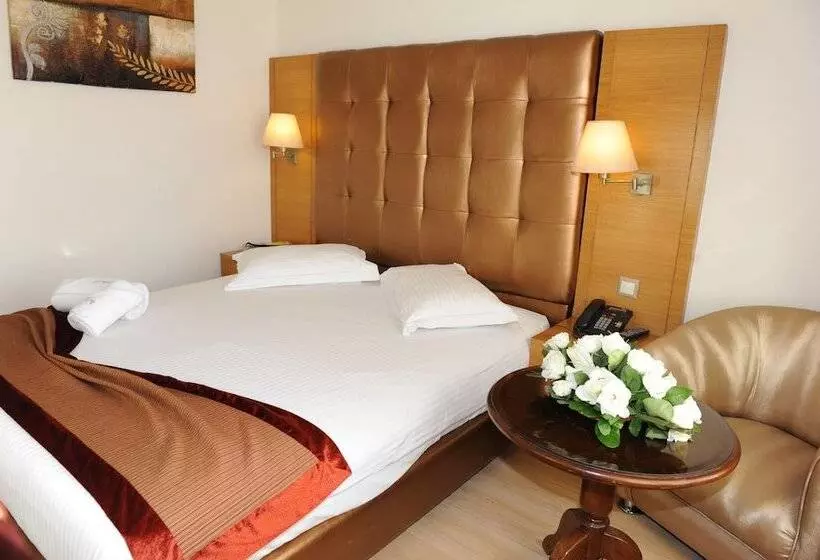 Le Zenith Hotel & Spa