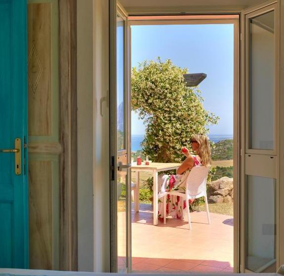 אתר נופש Residence Hotel Lu Nibareddu