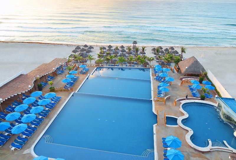 Seadust Cancun Family Resort  All Inclusive
