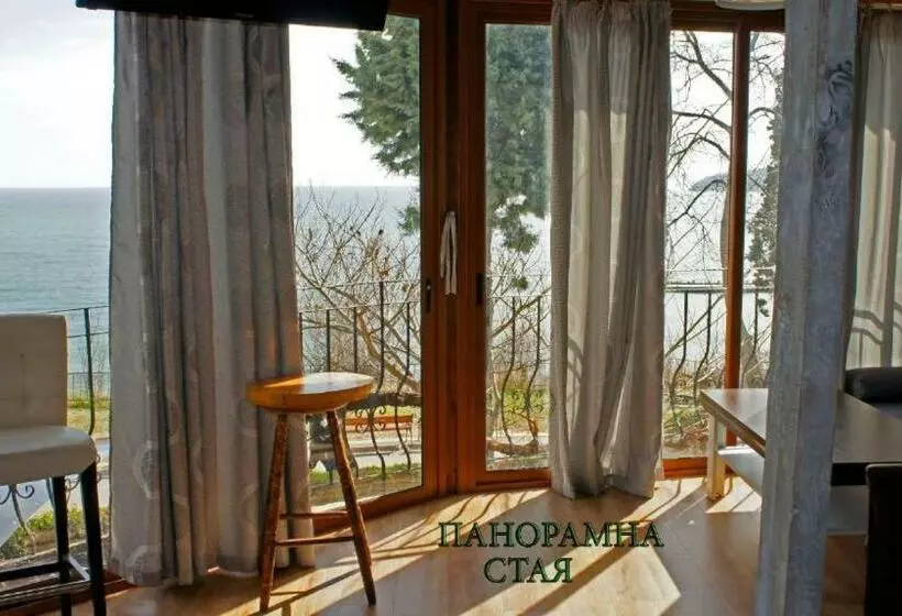 پانسیون Villa Maxim
