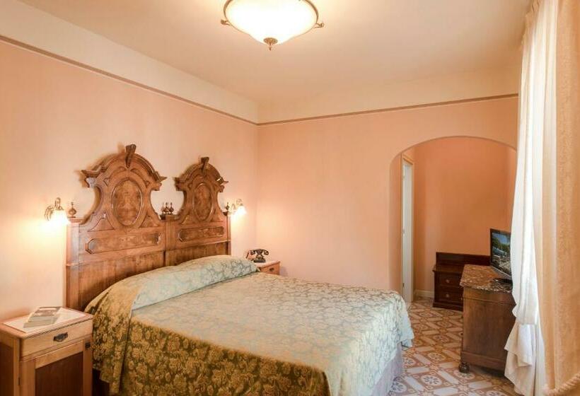 호텔 Gardenia Al Lago