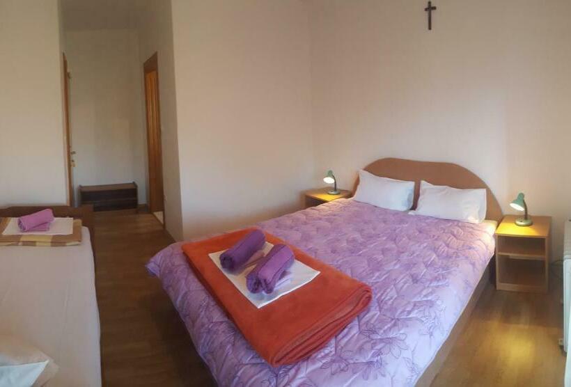 پانسیون Villa Meca