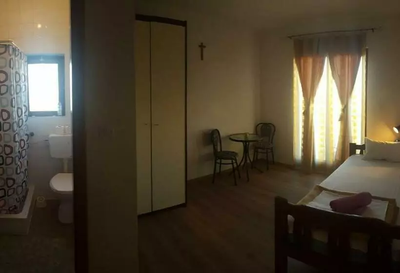 پانسیون Villa Meca