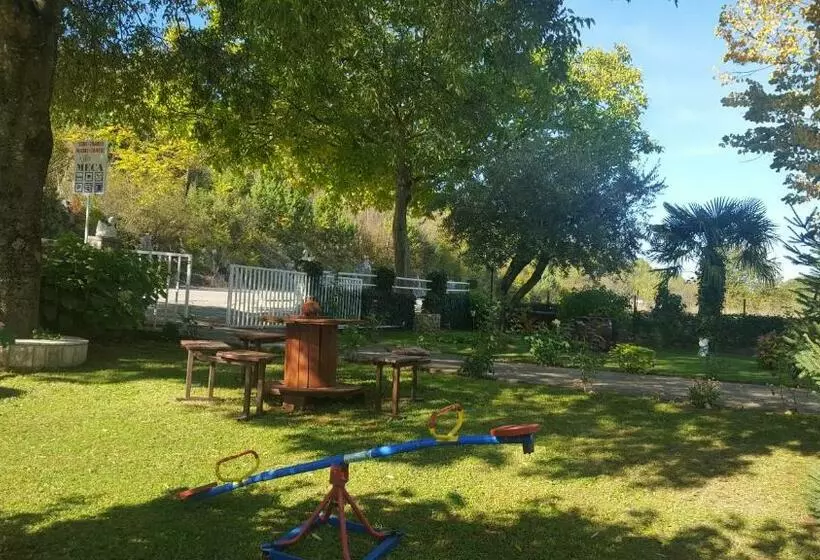 پانسیون Villa Meca