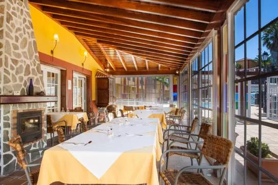 Apartamentos HC7 Breñas Garden