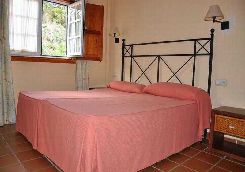 Apartamentos HC7 Breñas Garden