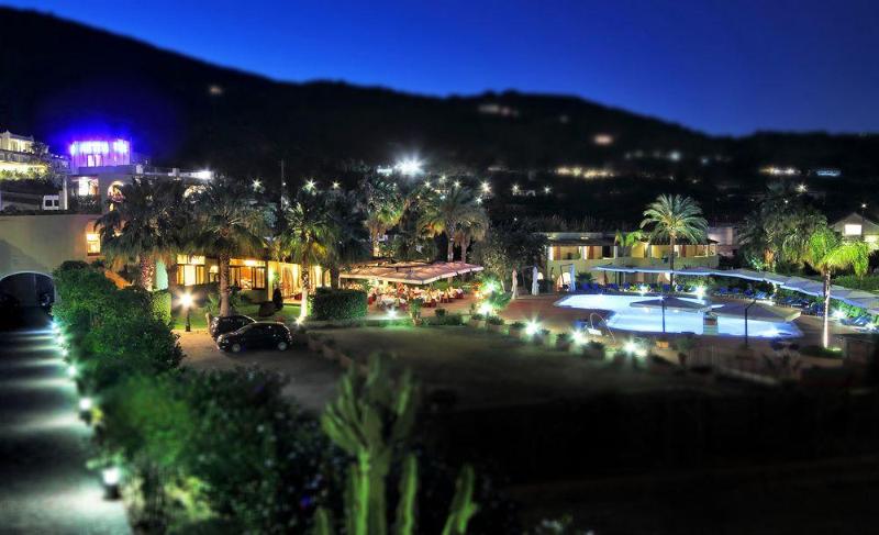 בית מלון כפרי Aktea