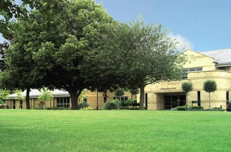 فندق Alexandra House