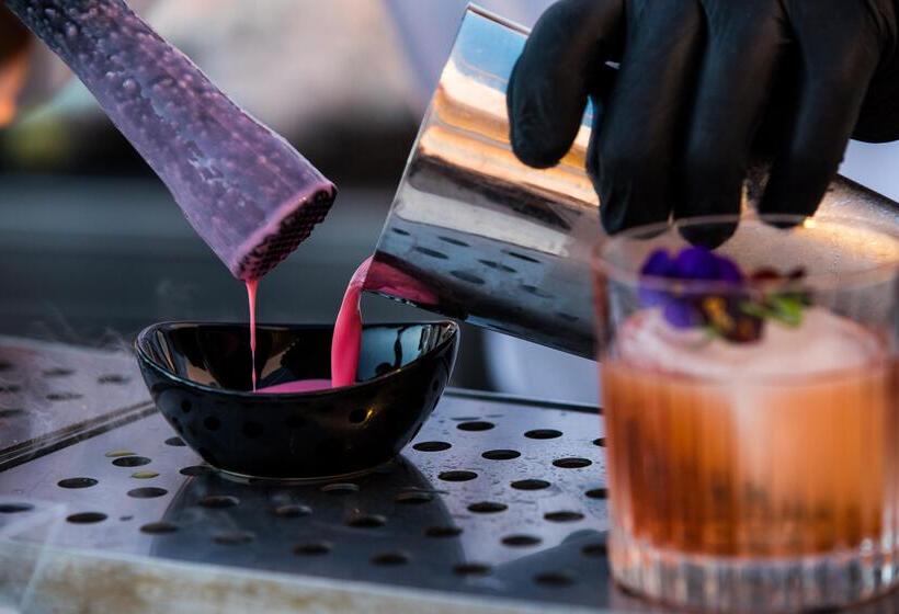 فندق Athina Luxury Suites