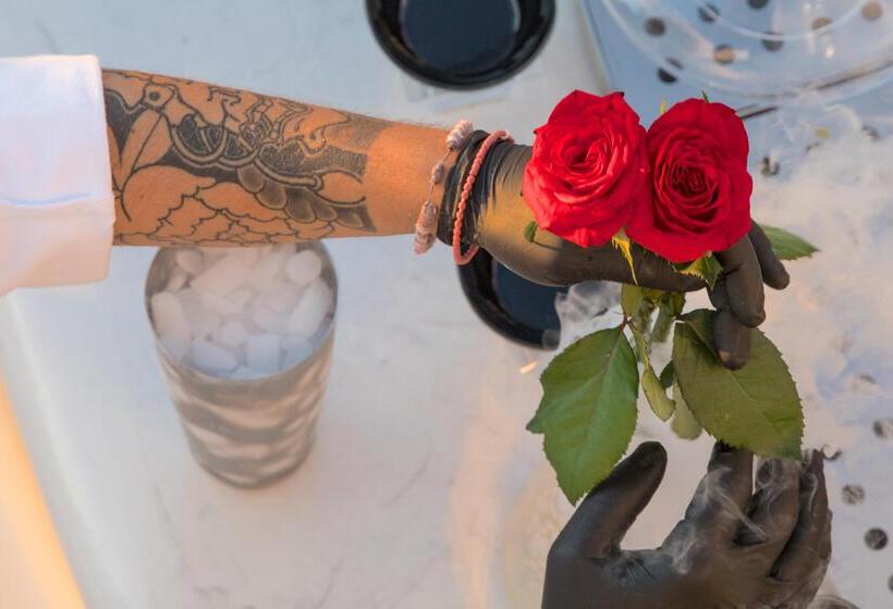 فندق Athina Luxury Suites